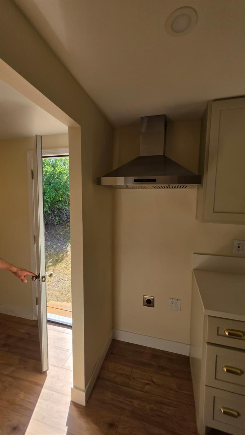 1248 Crane Ln, Yokuts Valley, CA 93675