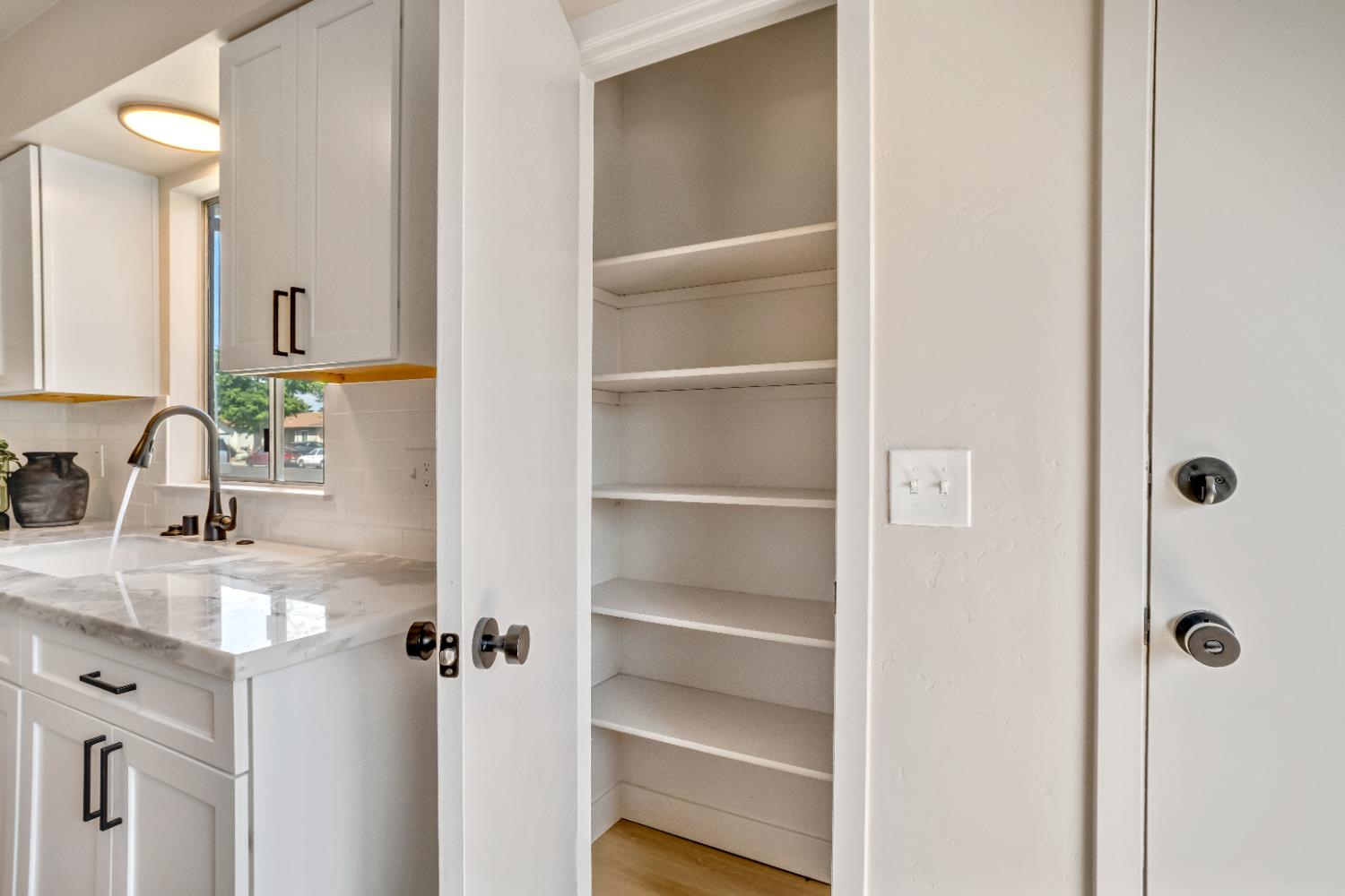 1428 Miami Ave, Clovis, CA 93611