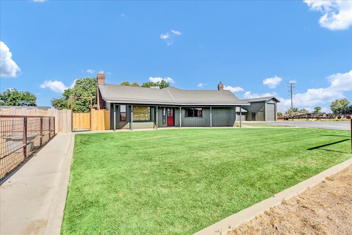 34811 Road 132, Visalia, CA 93292