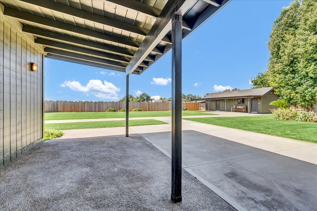 34811 Road 132, Visalia, CA 93292