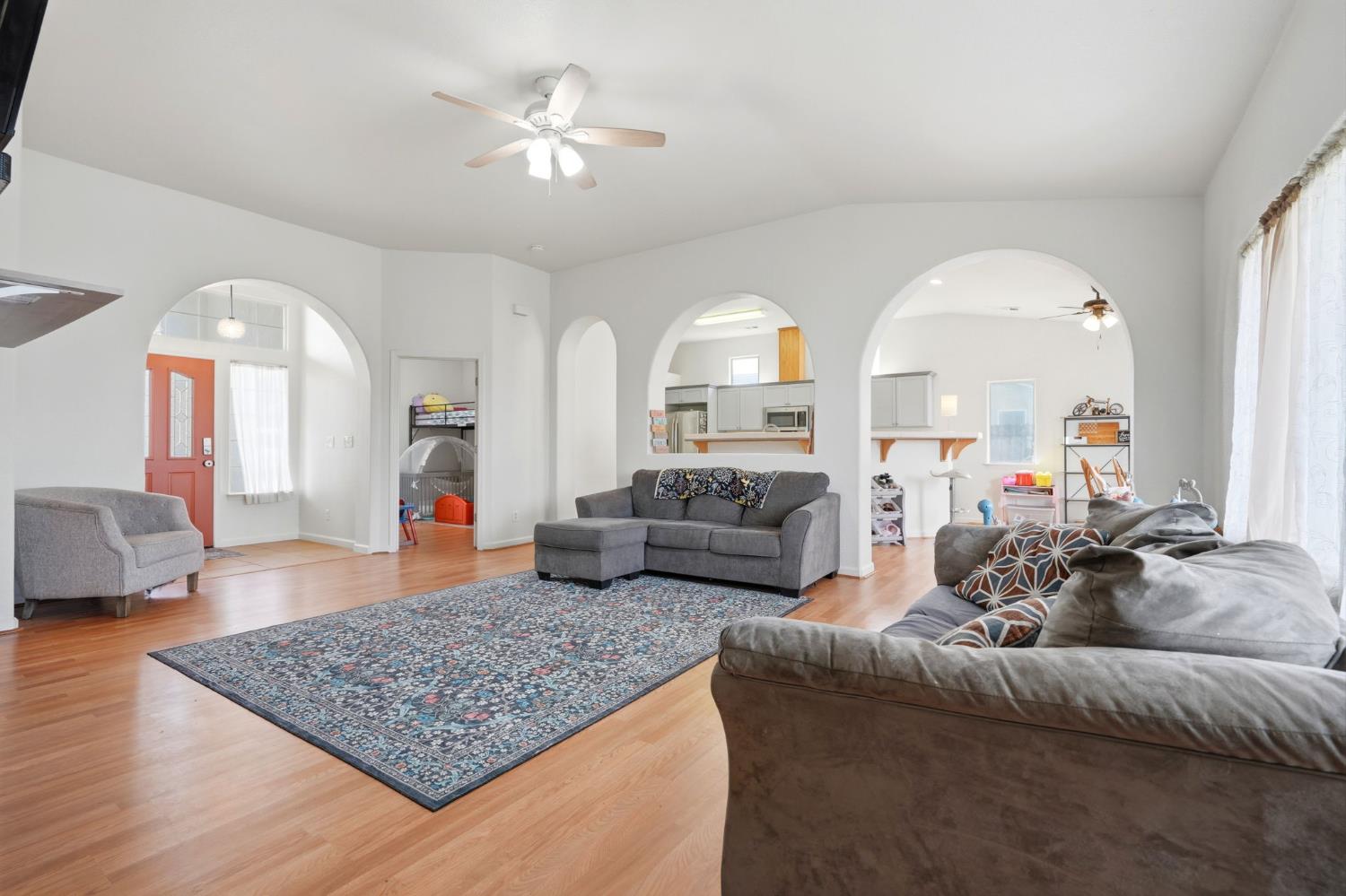 21389 S Haslem, Riverdale, CA 93656