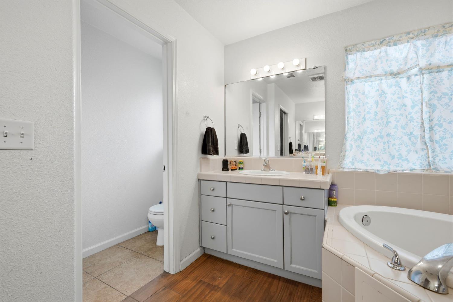 21389 S Haslem, Riverdale, CA 93656