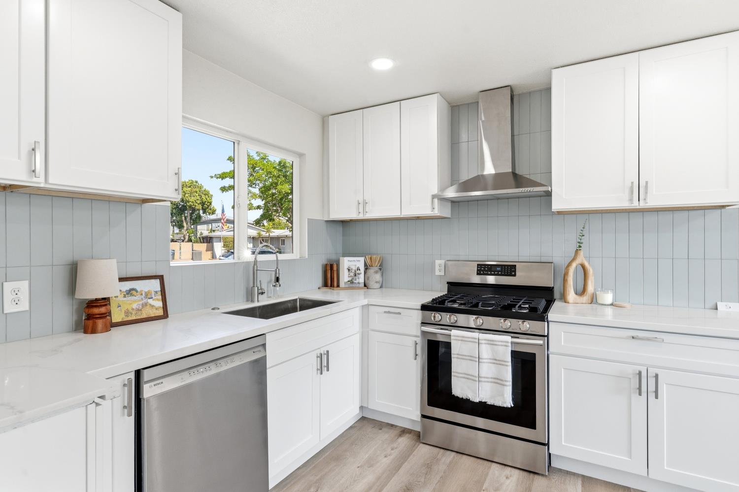 134 10th St, Clovis, CA 93612