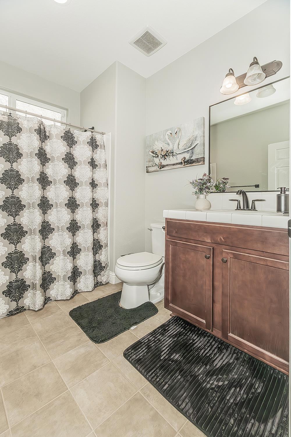 6805 W Fir Ave, Fresno, CA 93722