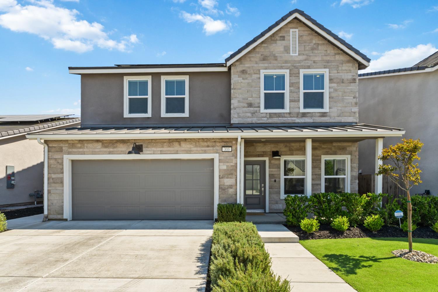 333 Sunset Dr S, Madera, CA 93636