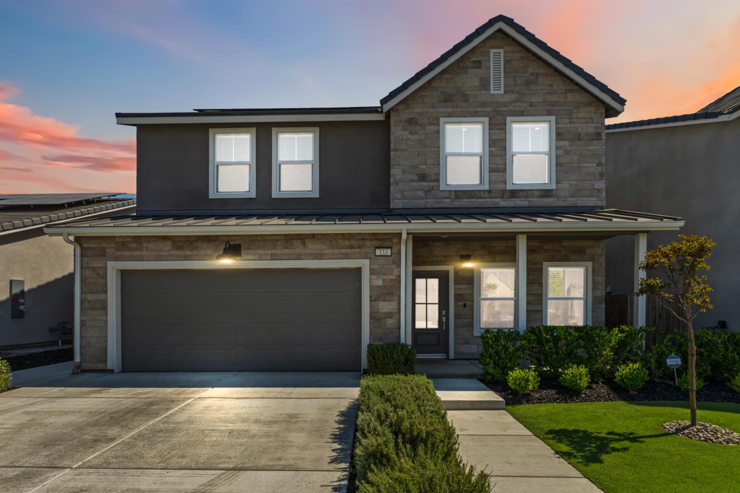 333 Sunset Dr S, Madera, CA 93636