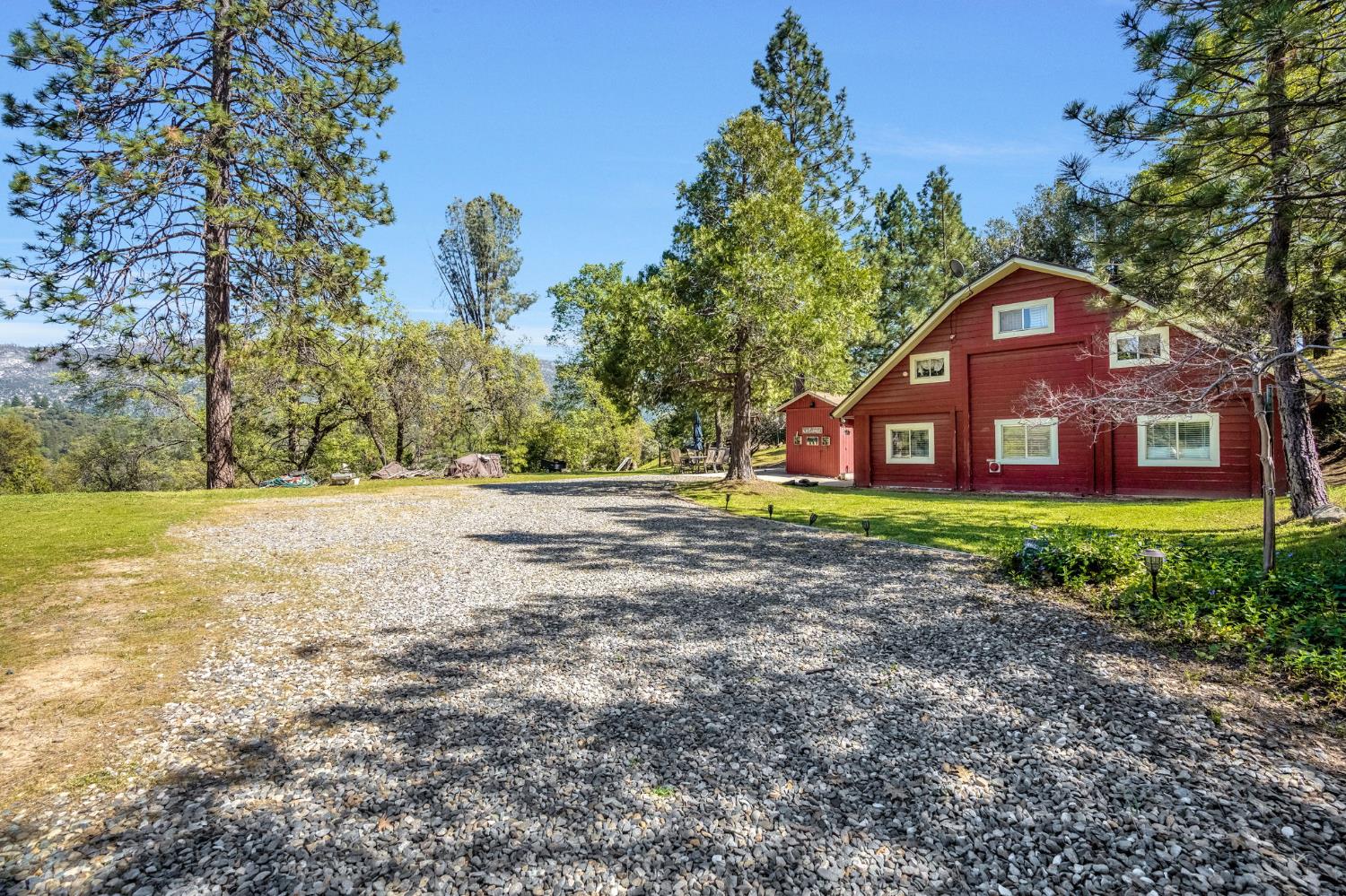 56250 Manzanita Lake Dr, North Fork, CA 93643