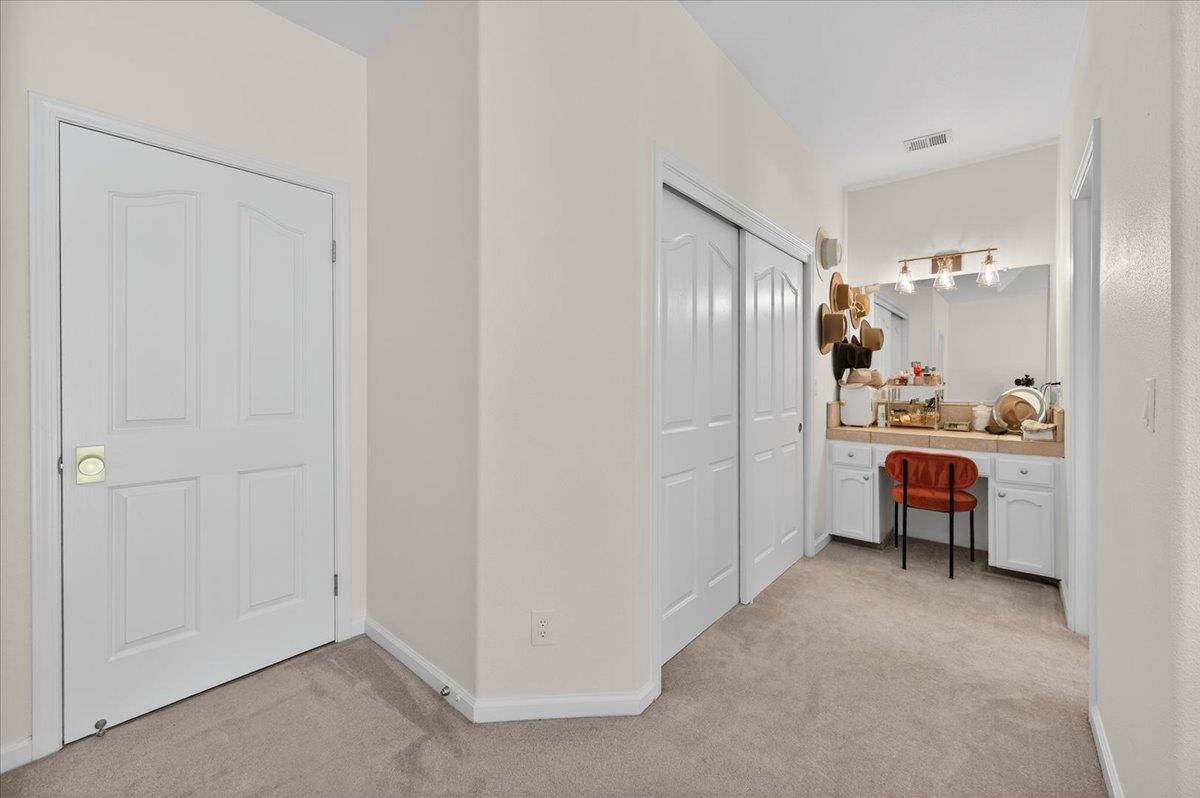 1555 Taylor Ln, Madera, CA 93637