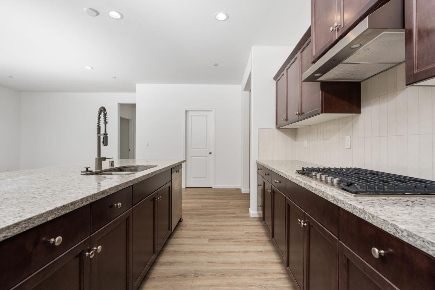 1237 Cathedral Ct S, Madera, CA 93636