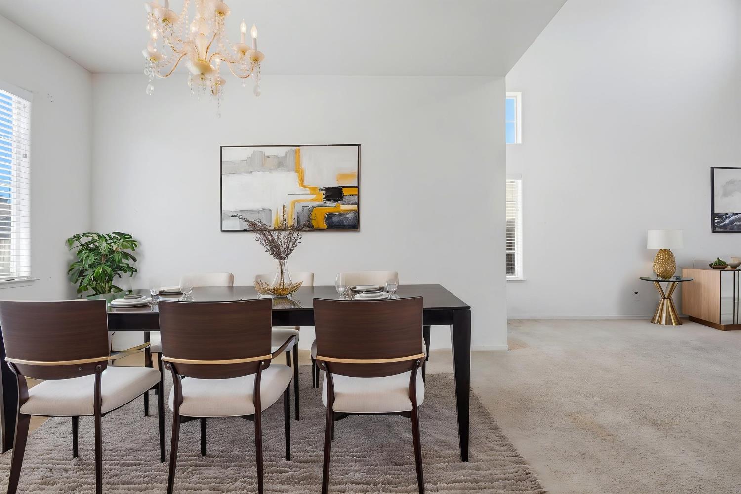 713 Cabernet St, Los Banos, CA 93635