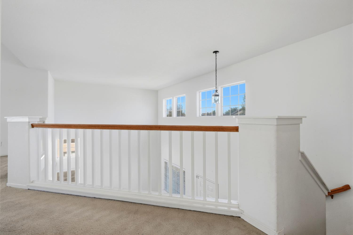 713 Cabernet St, Los Banos, CA 93635