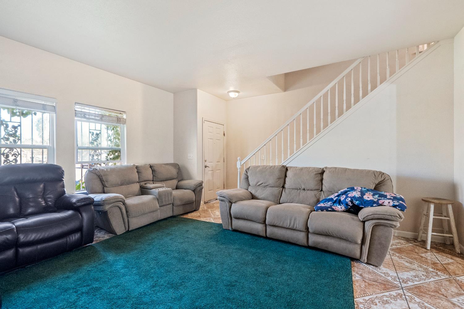 2065 S Wolters Ave, Fresno, CA 93702