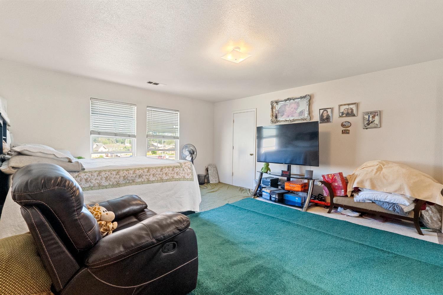 2065 S Wolters Ave, Fresno, CA 93702