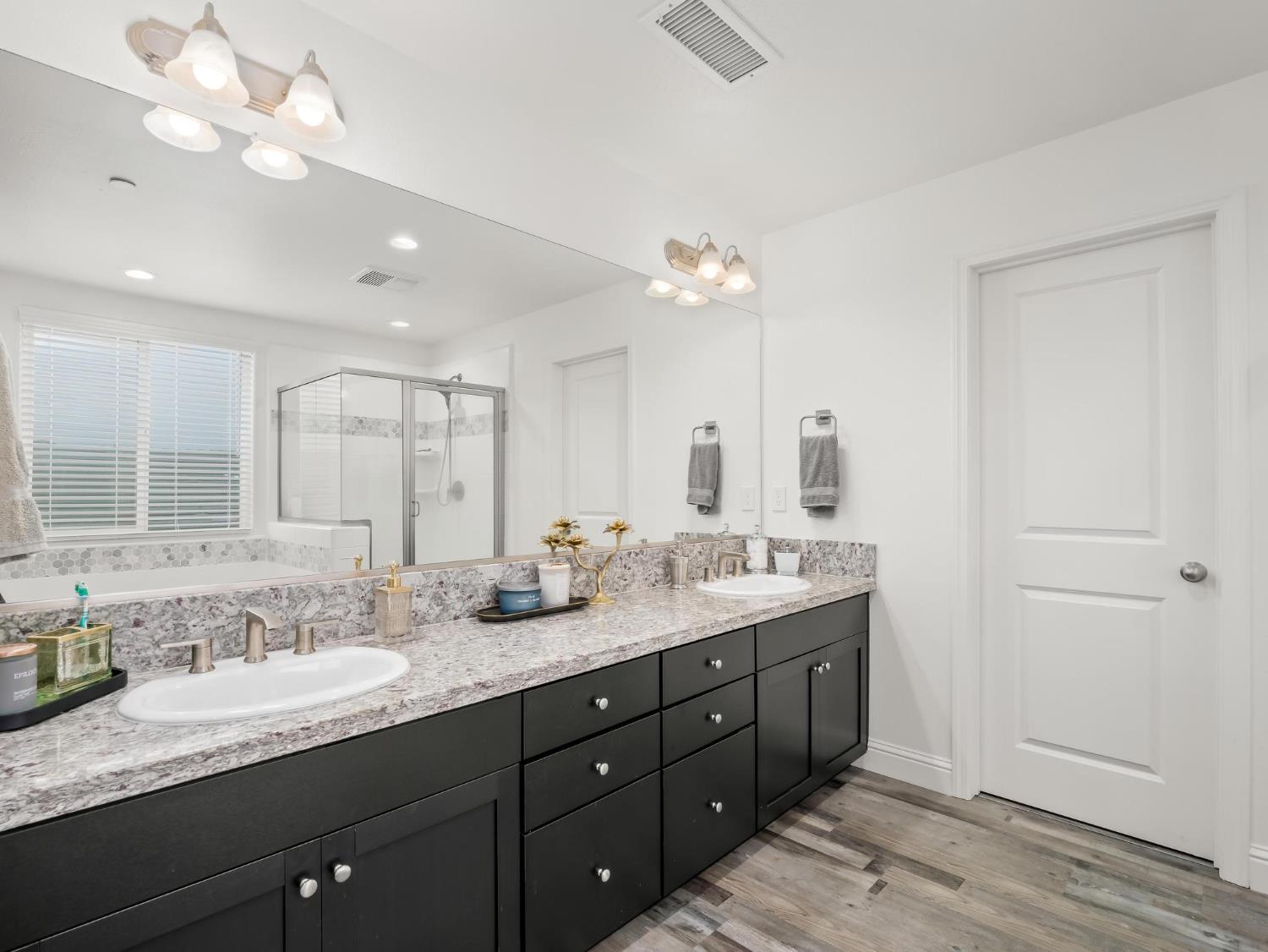 4080 San Jose Ave, Clovis, CA 93619