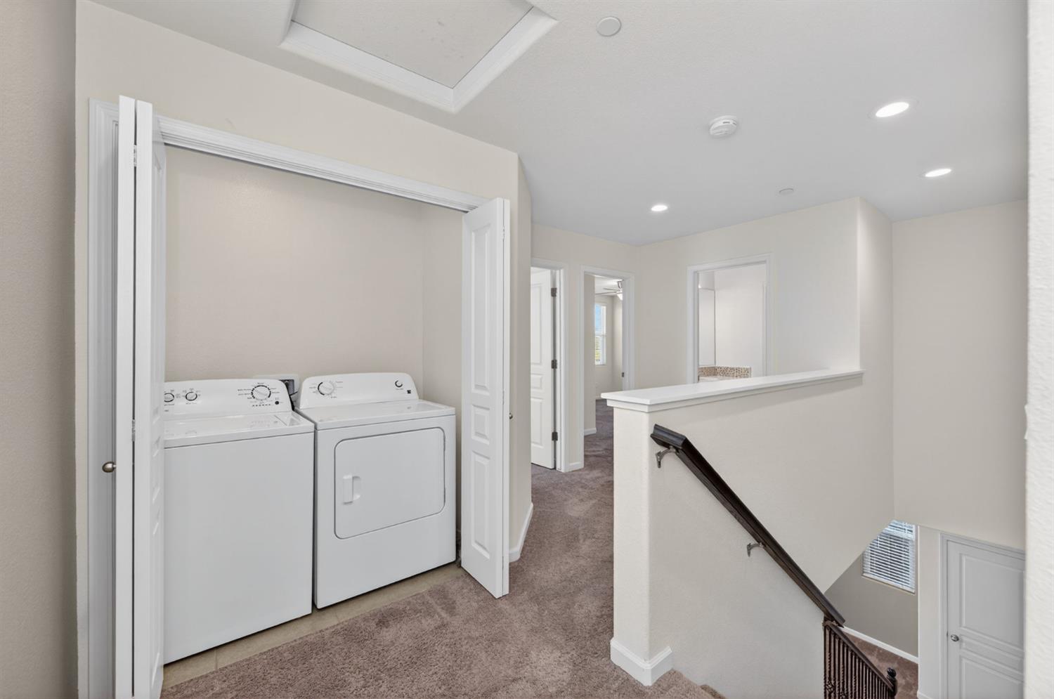 6148 E Bishop Ln, Fresno, CA 93727