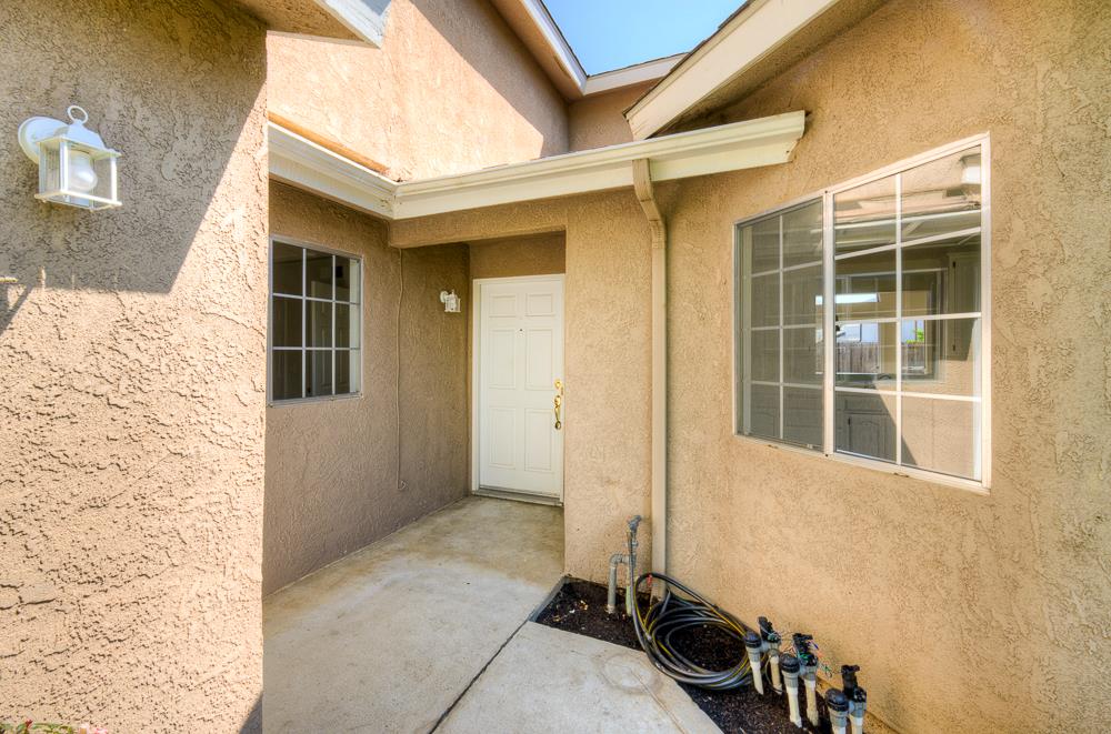 5415 W Stuart, Fresno, CA 93722