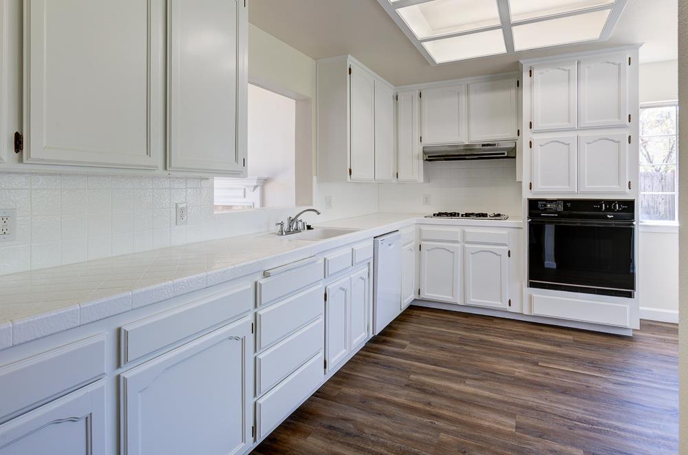 5415 W Stuart, Fresno, CA 93722