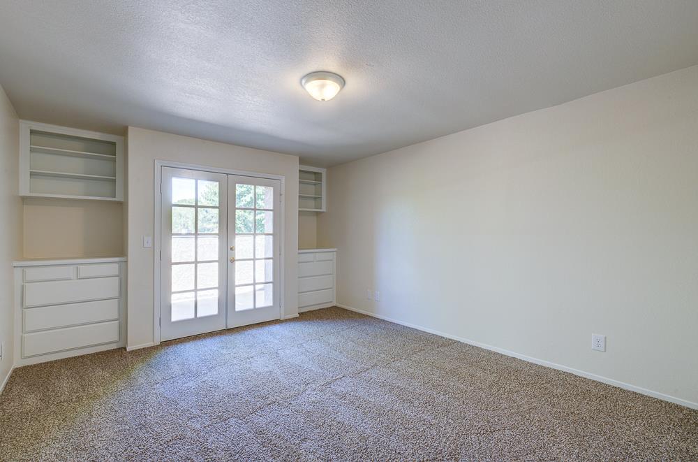 5415 W Stuart, Fresno, CA 93722