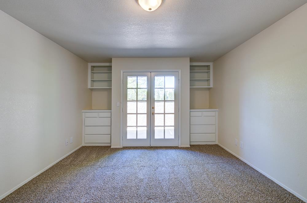 5415 W Stuart, Fresno, CA 93722