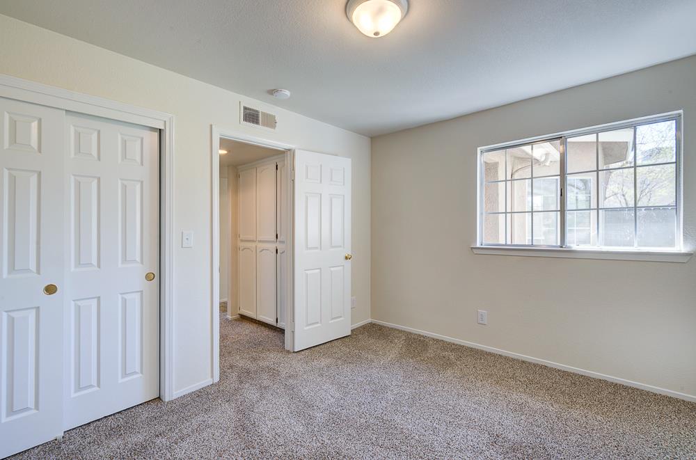 5415 W Stuart, Fresno, CA 93722