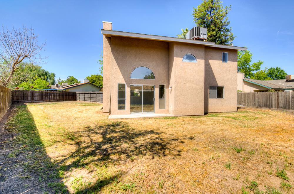5415 W Stuart, Fresno, CA 93722