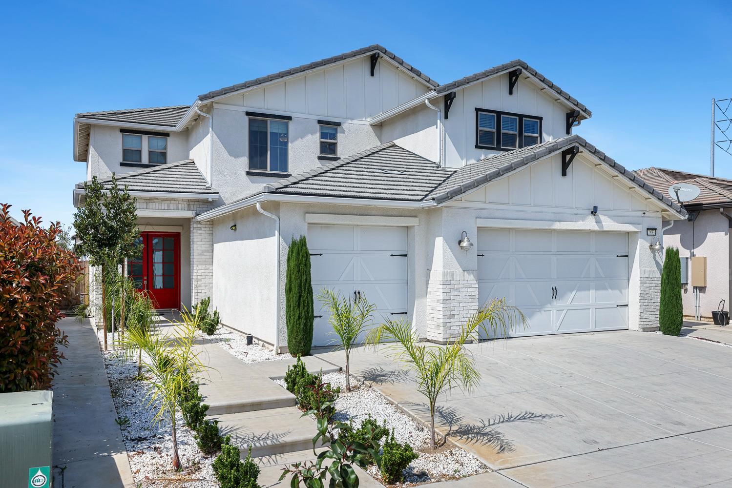 2833 N Armstrong Ave, Fresno, CA 93727