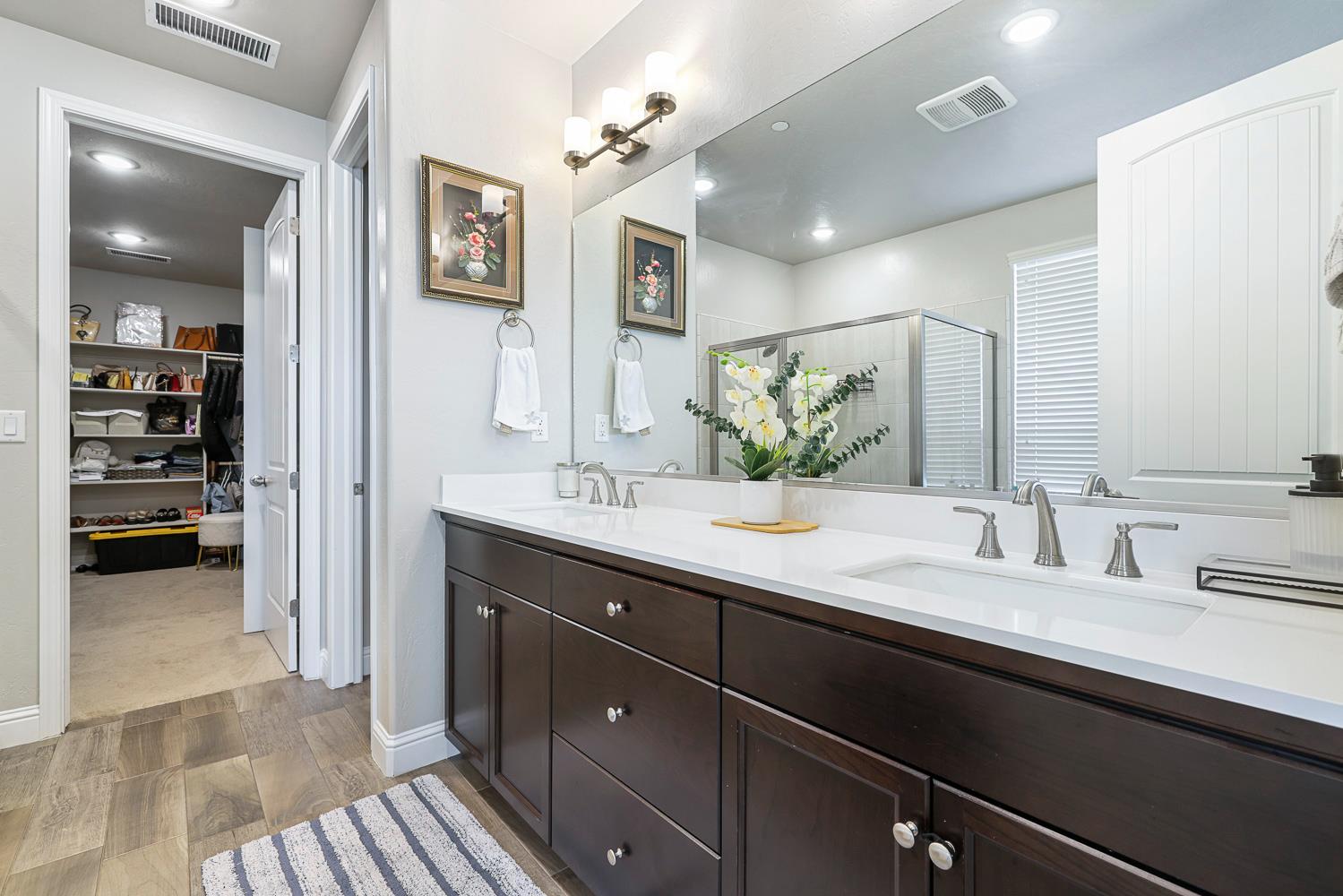 2833 N Armstrong Ave, Fresno, CA 93727