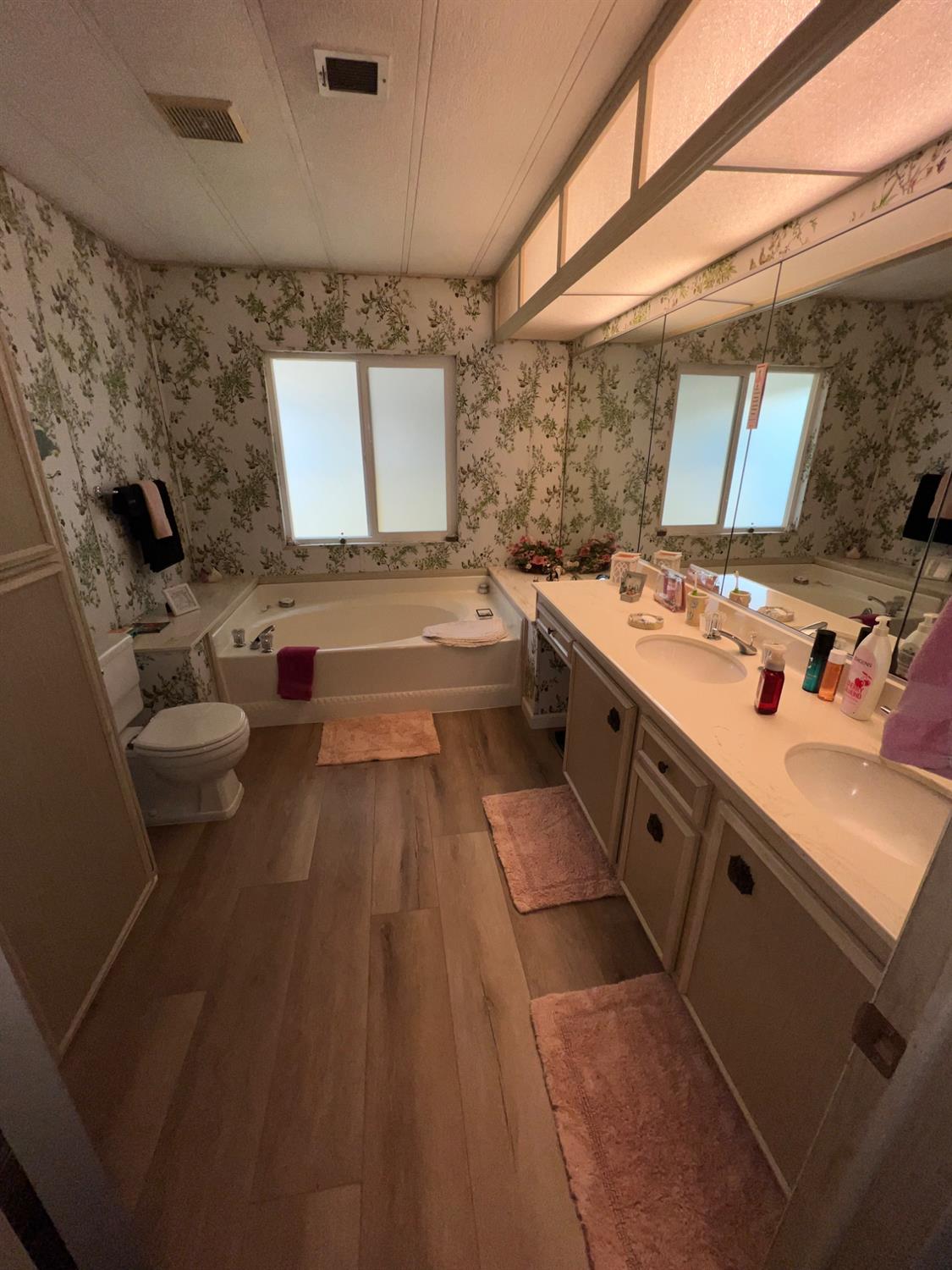 2706 W Ashlan Ave #281, Fresno, CA 93705