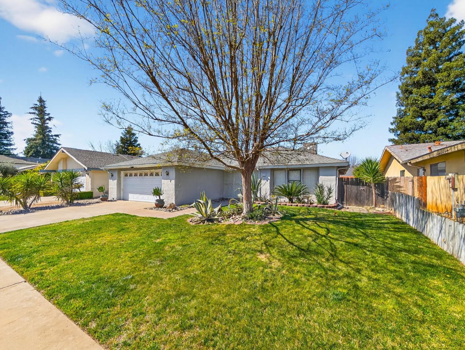 8219 N San Pablo Ave, Fresno, CA 93711