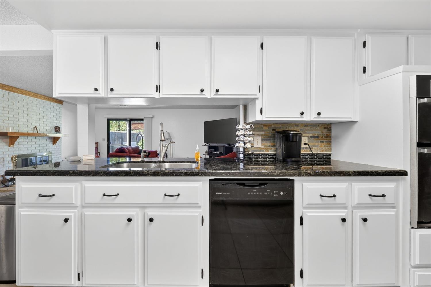 8219 N San Pablo Ave, Fresno, CA 93711