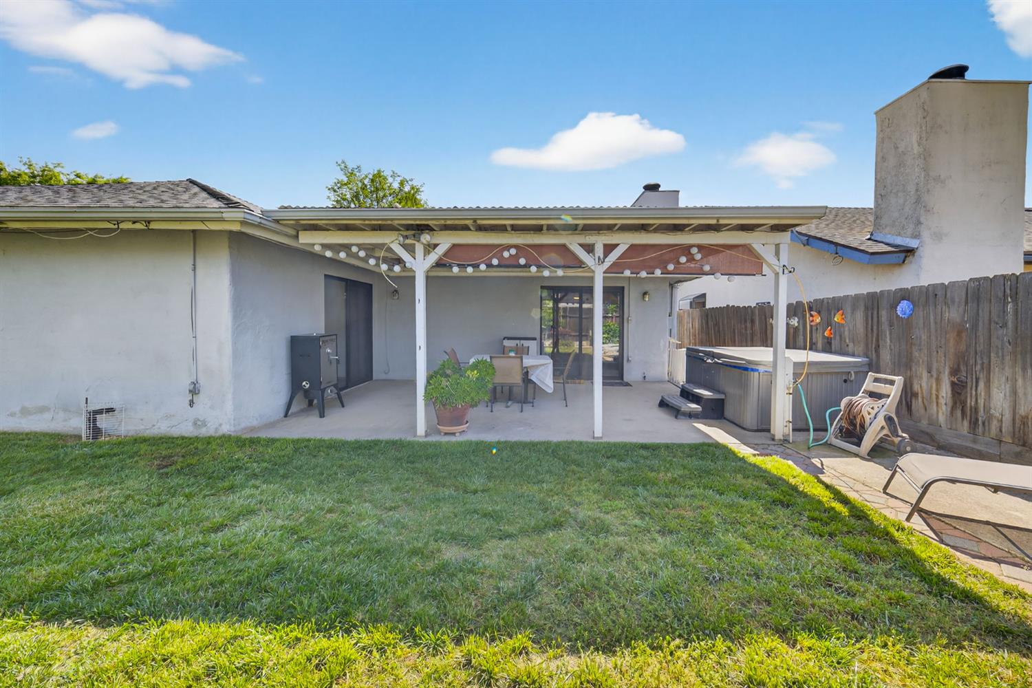8219 N San Pablo Ave, Fresno, CA 93711