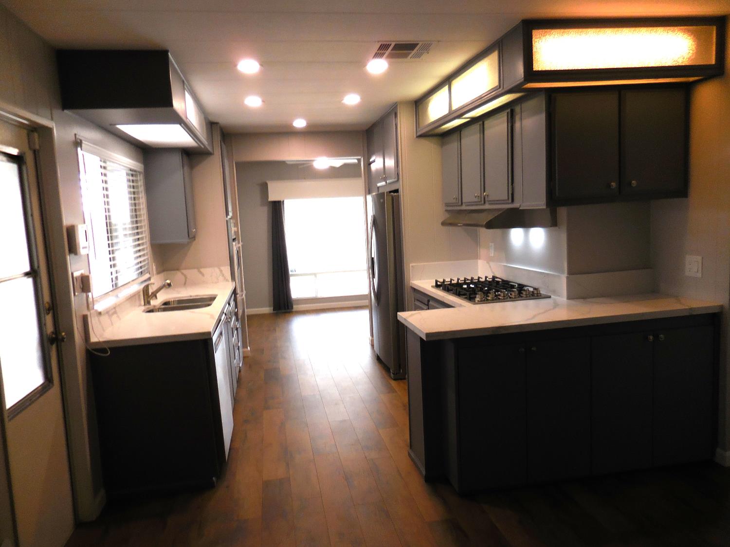 221 W Herndon Ave #181, Fresno, CA 93650