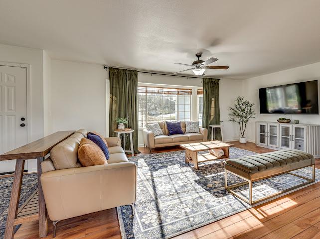 42485 John Muir Dr, Coarsegold, CA 93614