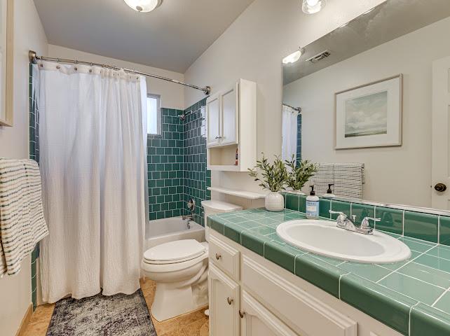 42485 John Muir Dr, Coarsegold, CA 93614