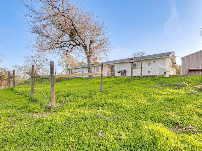 42485 John Muir Dr, Coarsegold, CA 93614