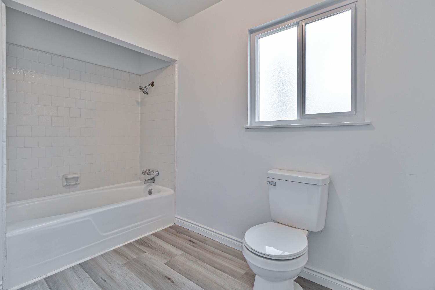 4774 Hammond, Fresno, CA 93702