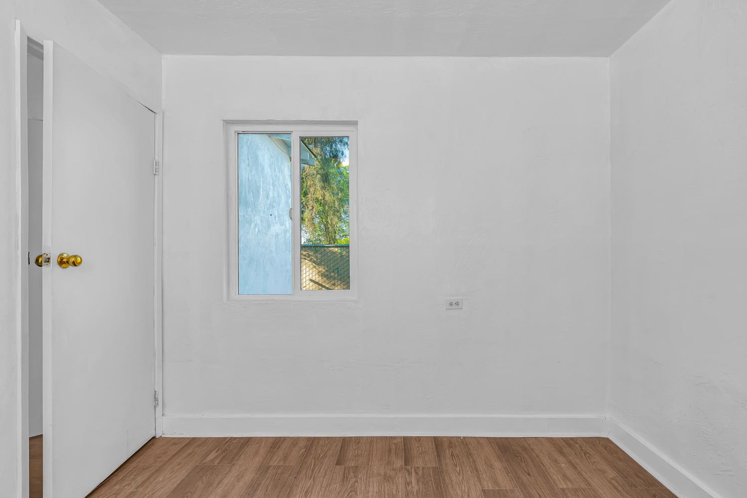 710 S G St, Madera, CA 93637