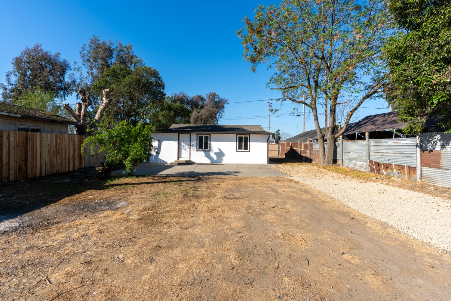 710 S G St, Madera, CA 93637