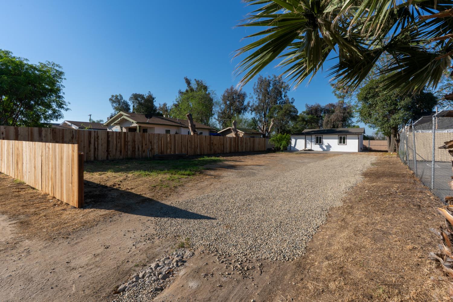 710 S G St, Madera, CA 93637