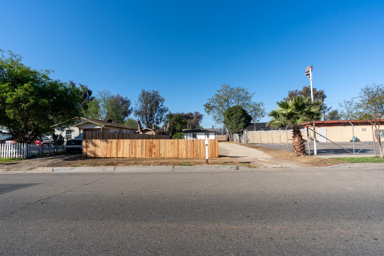 710 S G St, Madera, CA 93637