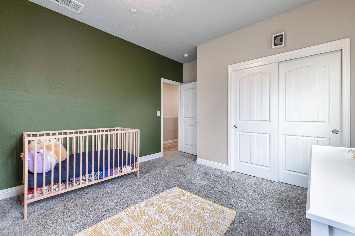 6157 E Garland Ave, Fresno, CA 93727