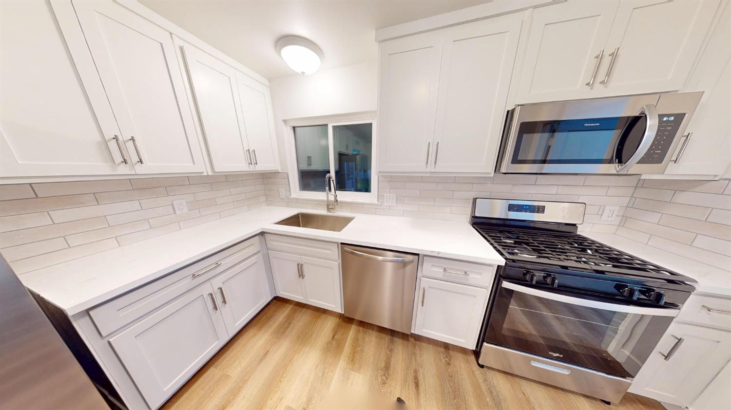 1536 W University Ave, Fresno, CA 93705