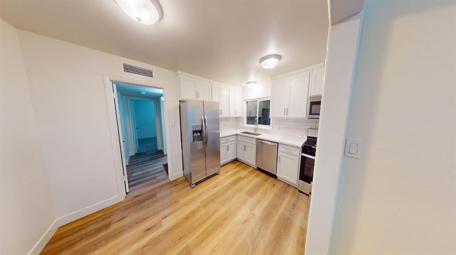 1536 W University Ave, Fresno, CA 93705