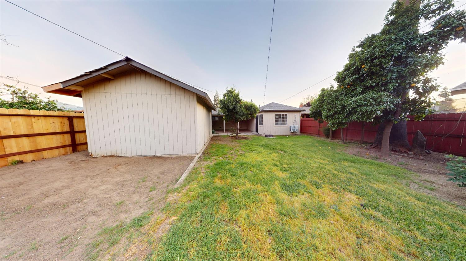 1536 W University Ave, Fresno, CA 93705