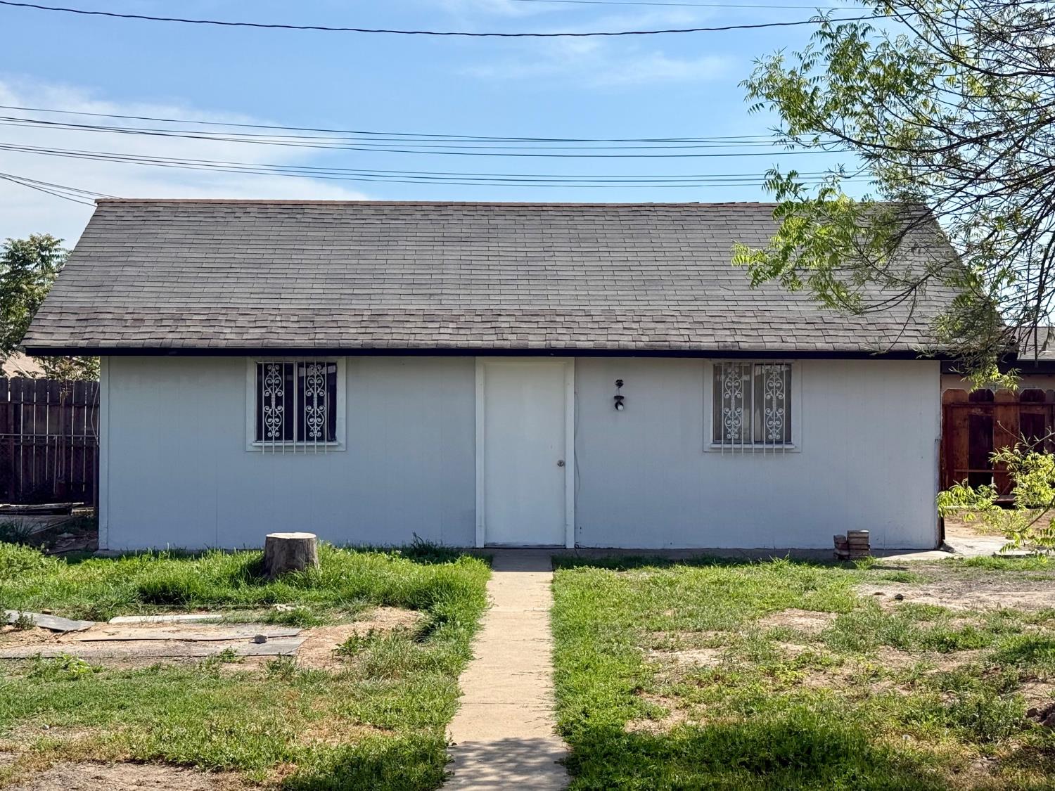 1272 Bullard Ave, Clovis, CA 93612