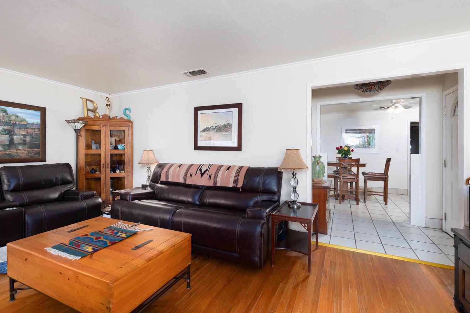 35 E Garland Ave, Fresno, CA 93704