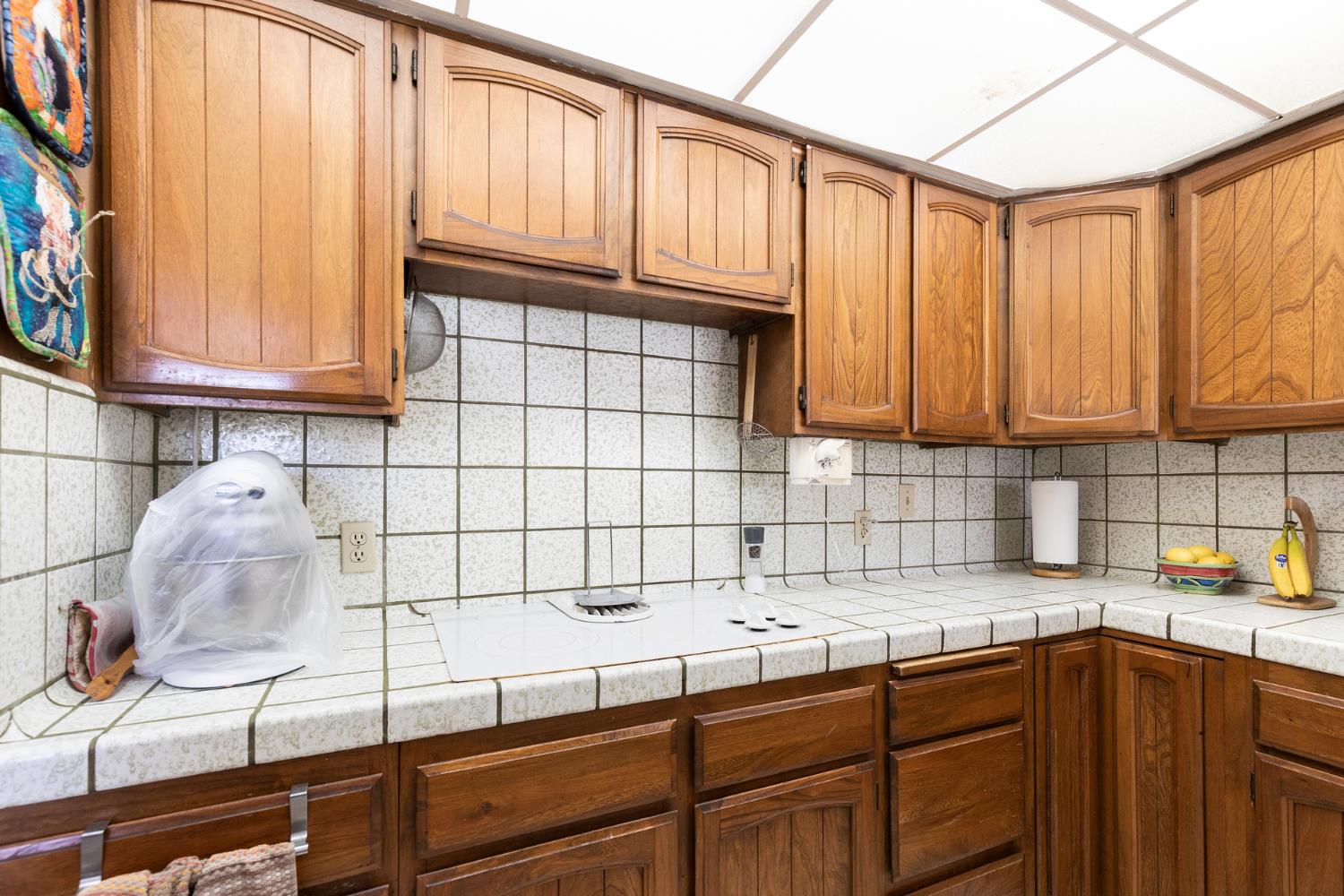 35 E Garland Ave, Fresno, CA 93704