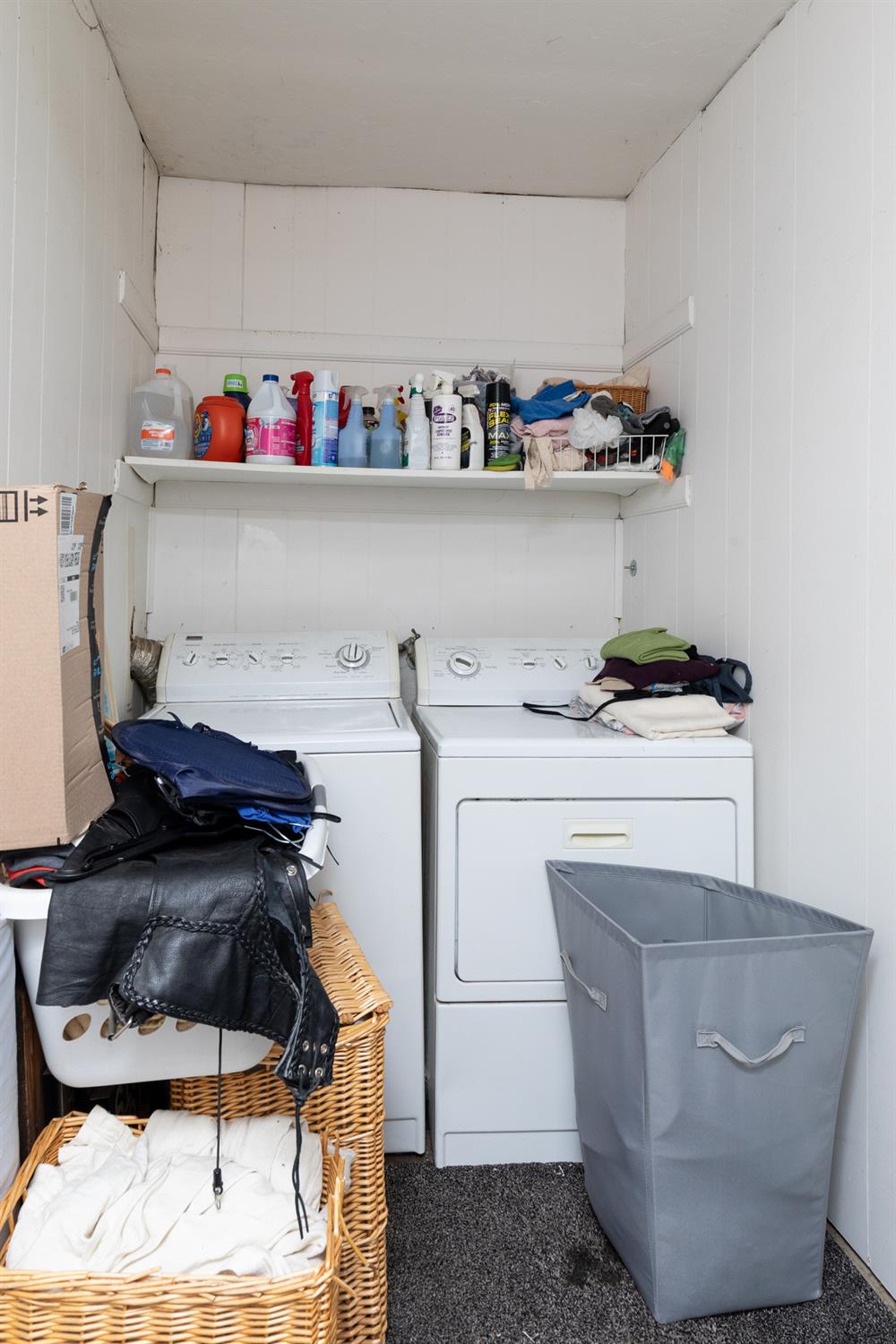 35 E Garland Ave, Fresno, CA 93704