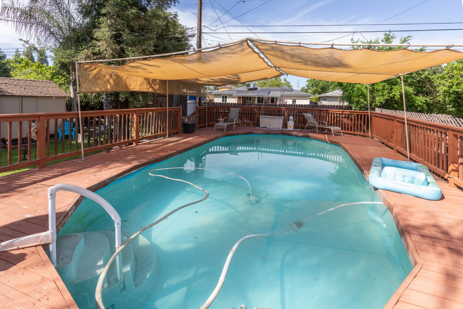 35 E Garland Ave, Fresno, CA 93704