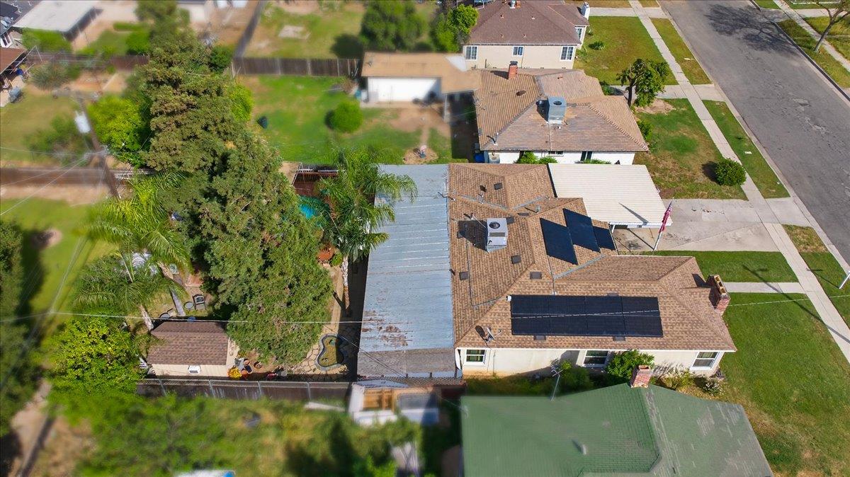 35 E Garland Ave, Fresno, CA 93704